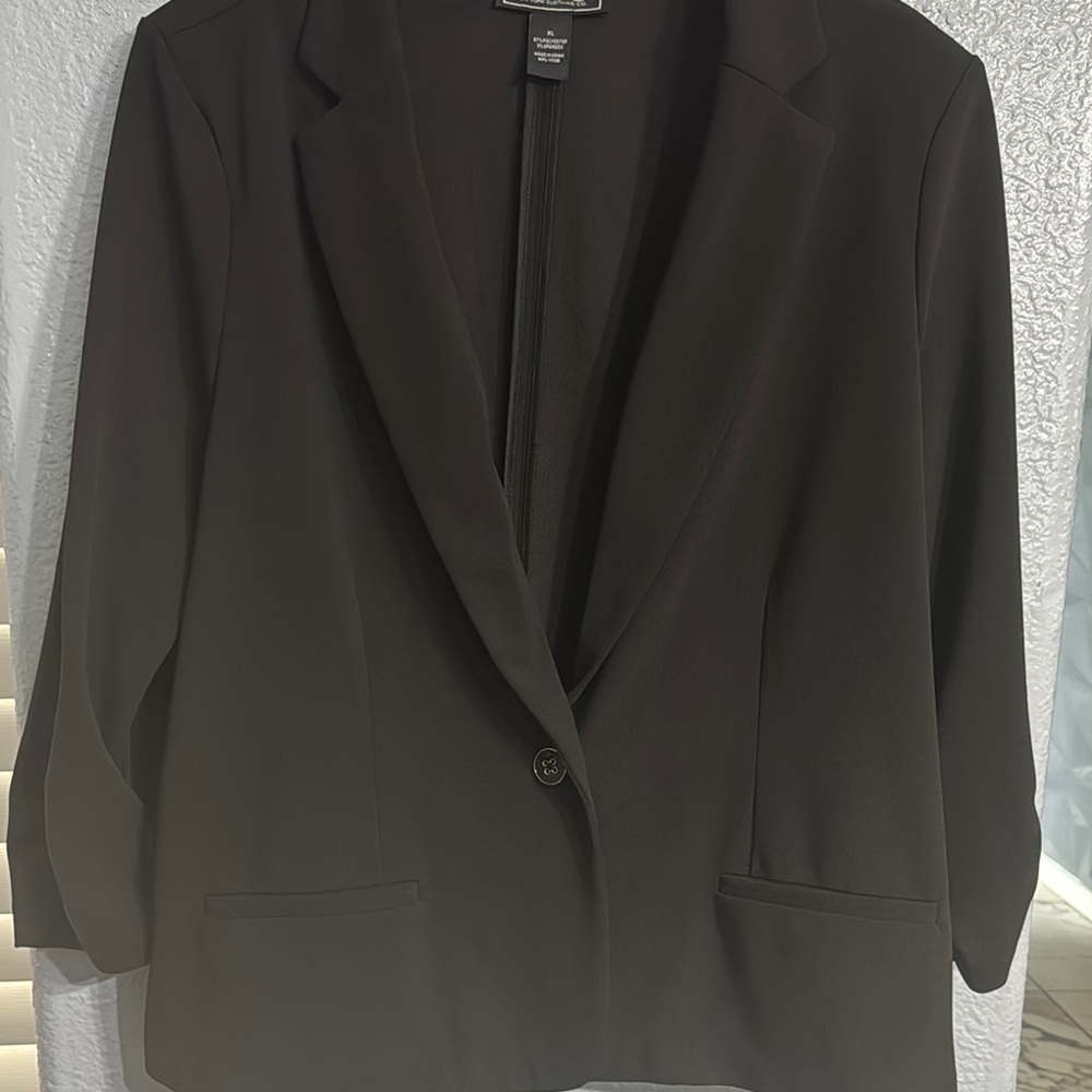 Classic Black Women's Blazer